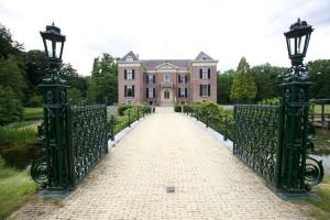 Huis Door 2 300